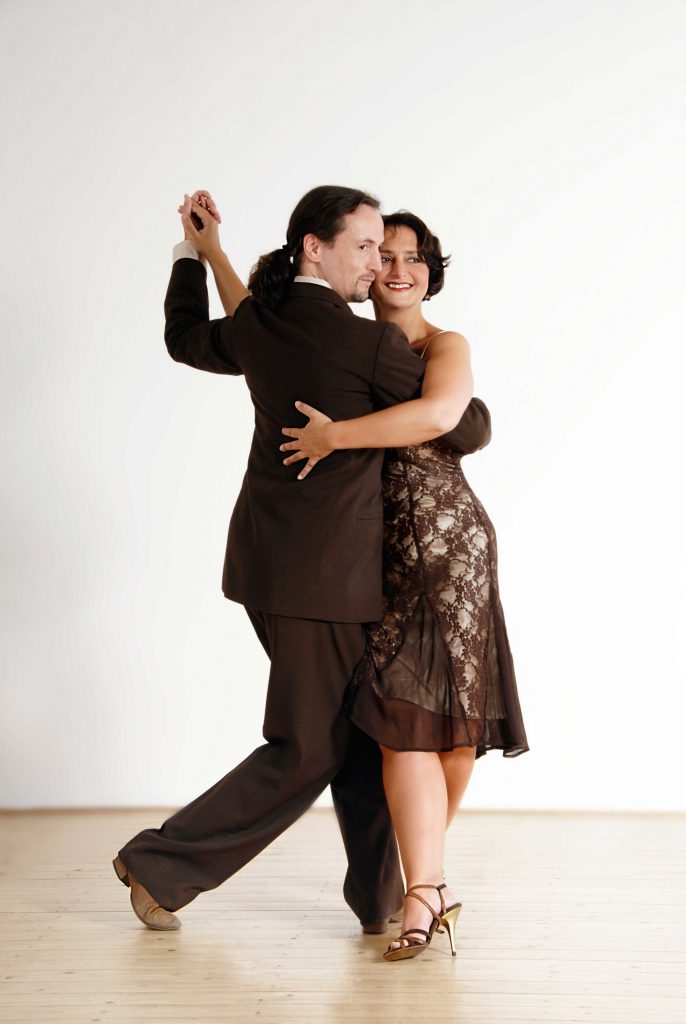 Publicity photo of tango teachers Melina Sedo & Detlef Angel